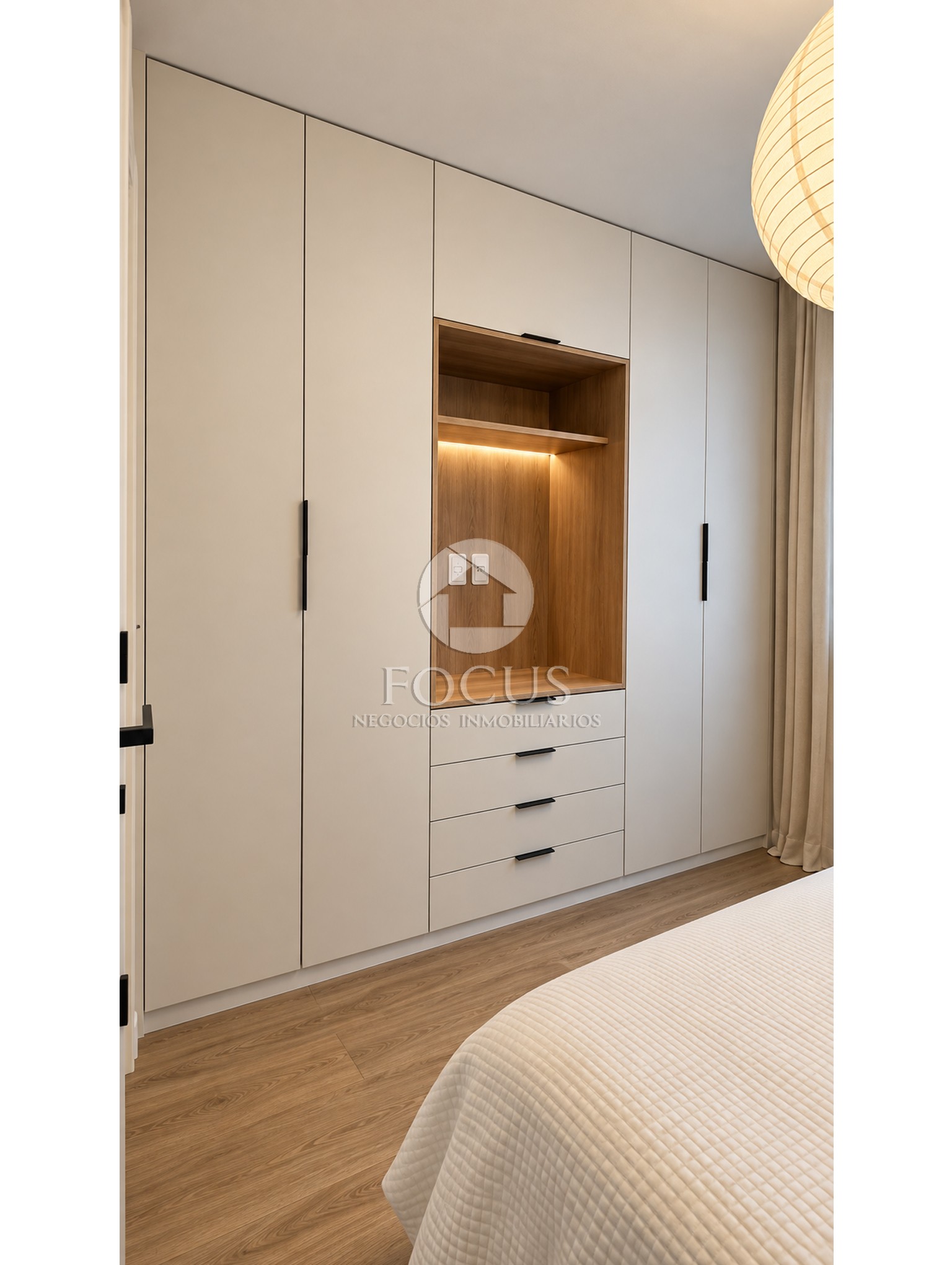 Alquiler Apartamento 2 Dormitorios con Garaje, Box y Terraza en Centro · Foto 12