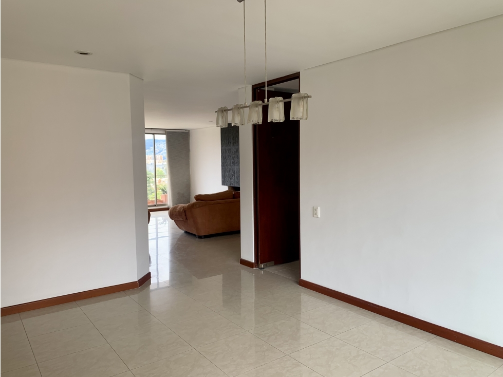 Apartamento en venta en Gratamira, Bogotá · foto 6 de 24