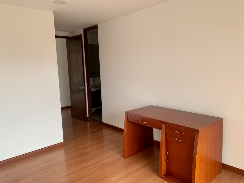 Apartamento en venta en Gratamira, Bogotá · foto 10 de 24