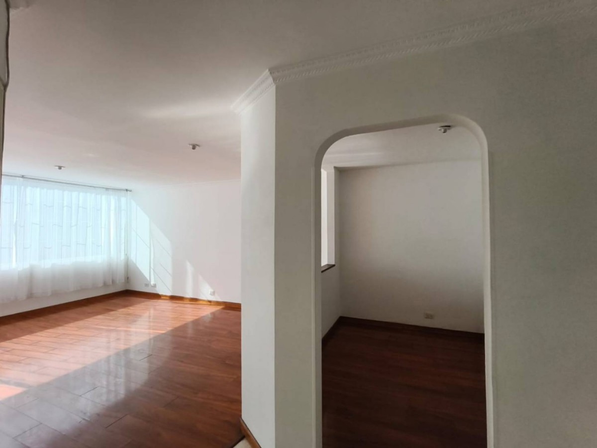 Apartamento en venta en Cedritos, Bogotá · foto 7 de 23