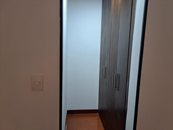 Apartamento de 2 alcobas en venta en Santa Barbara, Bogotá, 84 m² · foto 11 de 15