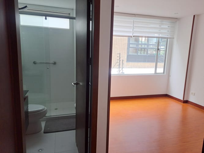 Apartamento de 2 alcobas en venta en Santa Barbara, Bogotá, 84 m² · foto 12 de 15