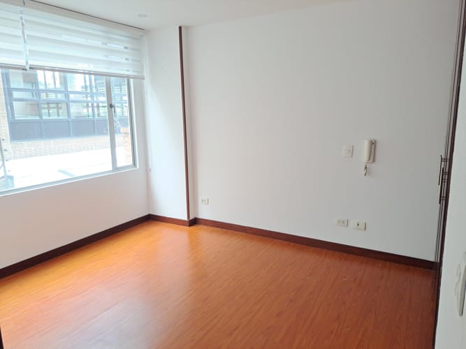 Apartamento de 2 alcobas en venta en Santa Barbara, Bogotá, 84 m² · foto 13 de 15
