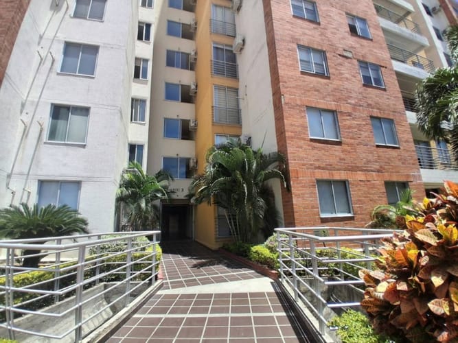 Apartamento de 3 alcobas en venta en Ub. Canaima, Neiva, 93 m² · foto 3 de 19