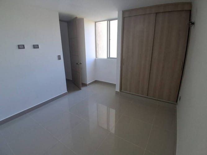 Apartamento de 3 alcobas en venta en Ub. Canaima, Neiva, 93 m² · foto 12 de 19