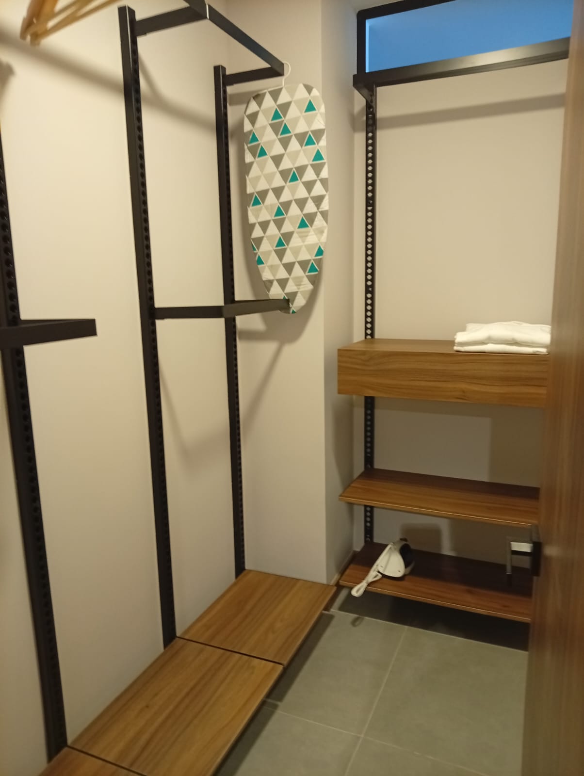 Apartamento en arriendo en El Poblado, Medellín · foto 12 de 19
