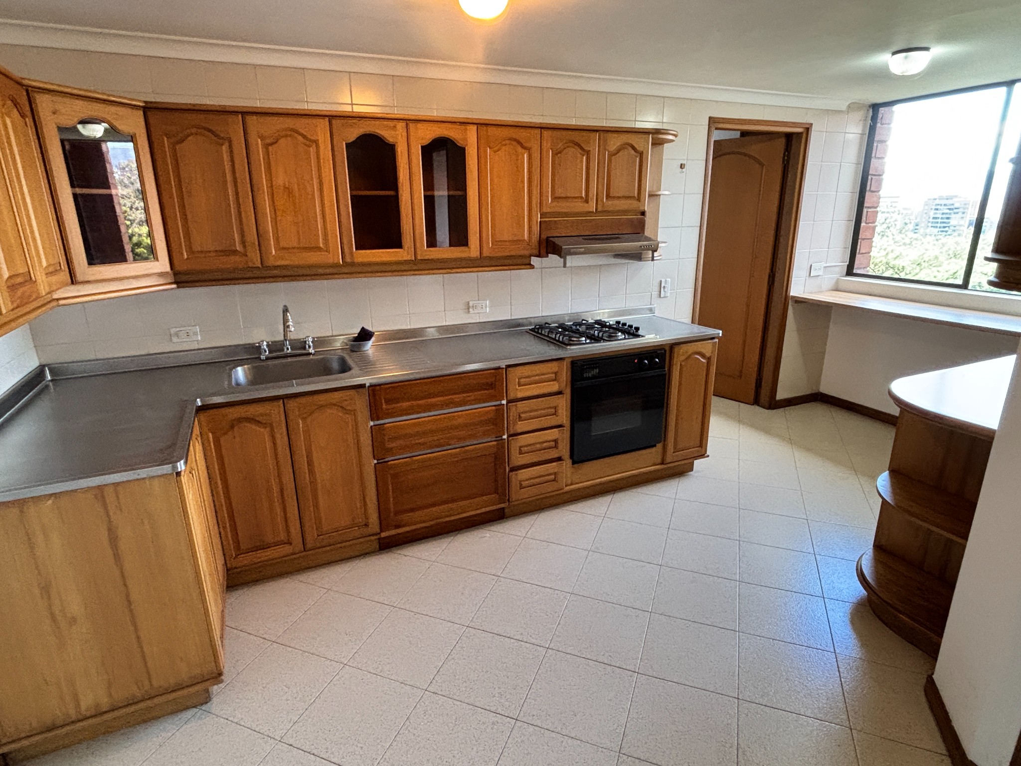 Apartamento en venta en El Campestre, Medellín · foto 4 de 24