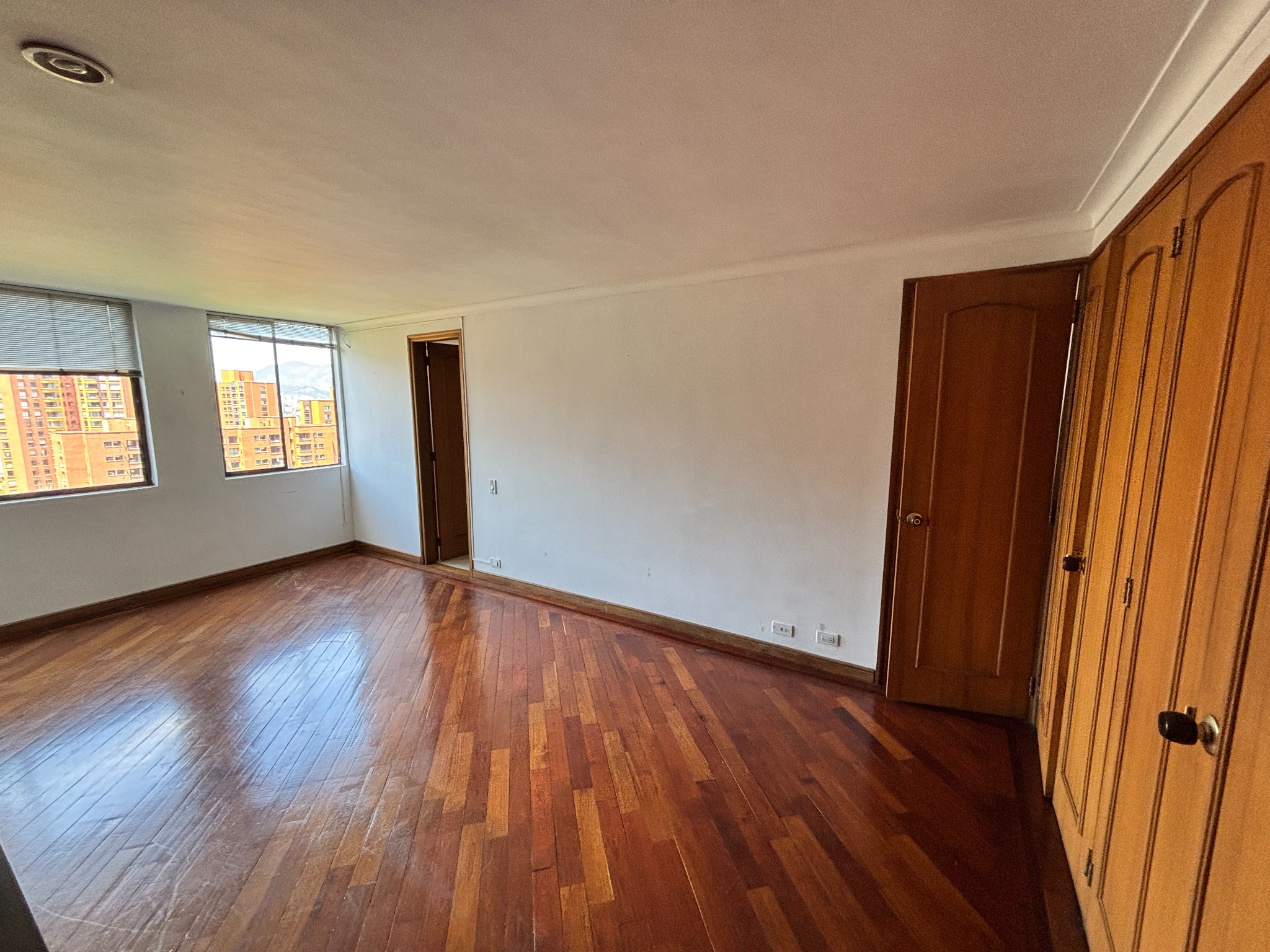 Apartamento en venta en El Campestre, Medellín · foto 19 de 24