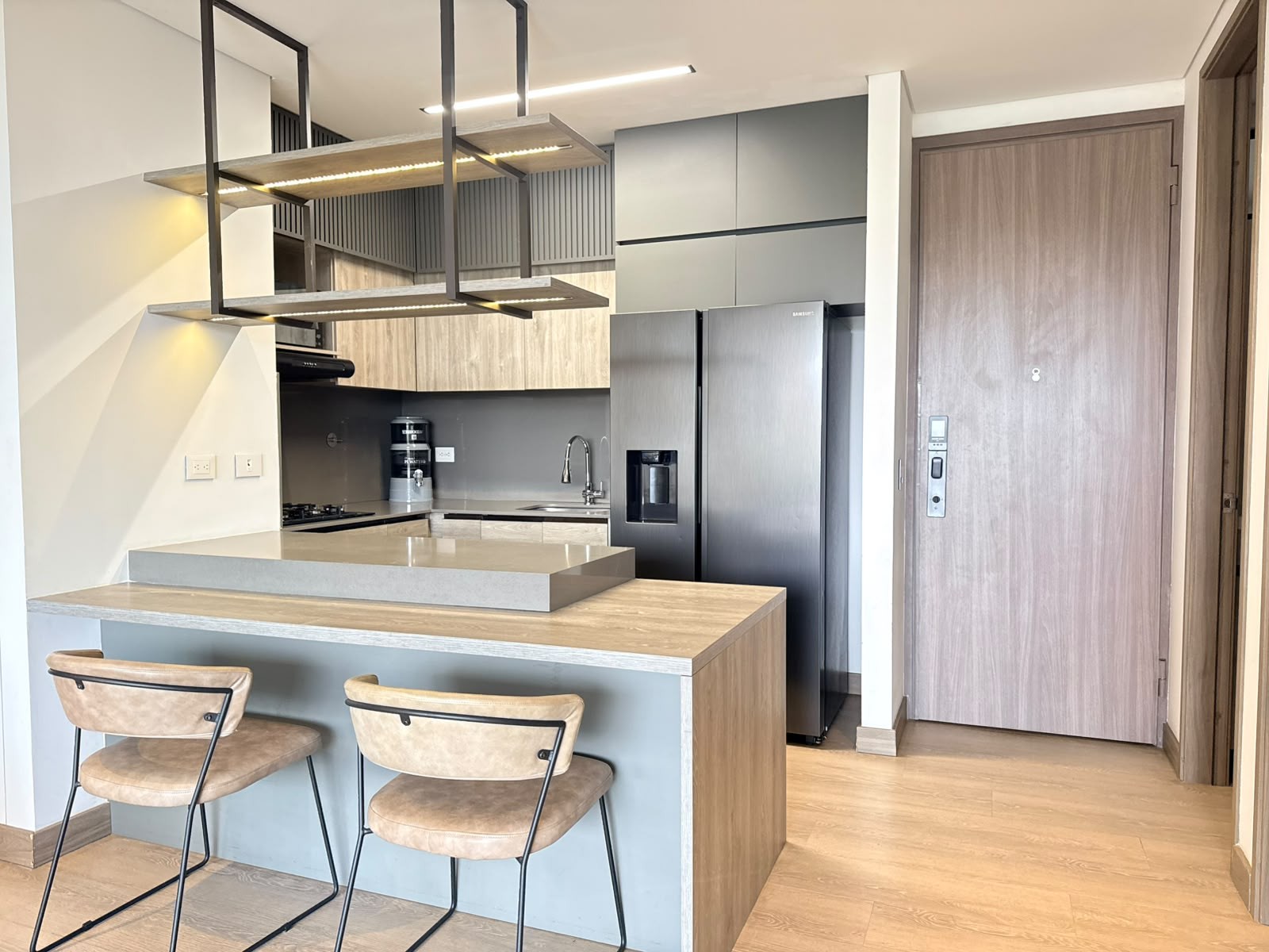 Apartamento en arriendo en El Poblado, Medellín · foto 6 de 18