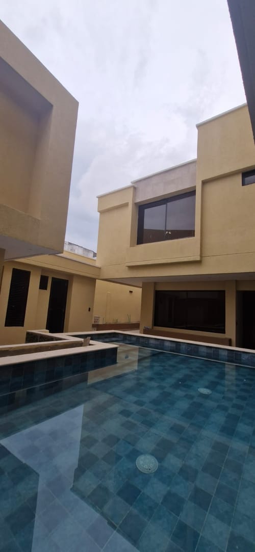 Casa de 19 alcobas en venta en Manga, Cartagena, 438 m² · foto 15 de 19