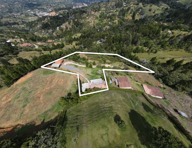Finca en venta en San Isidro, Guarne, 13180 m² · foto 9 de 20