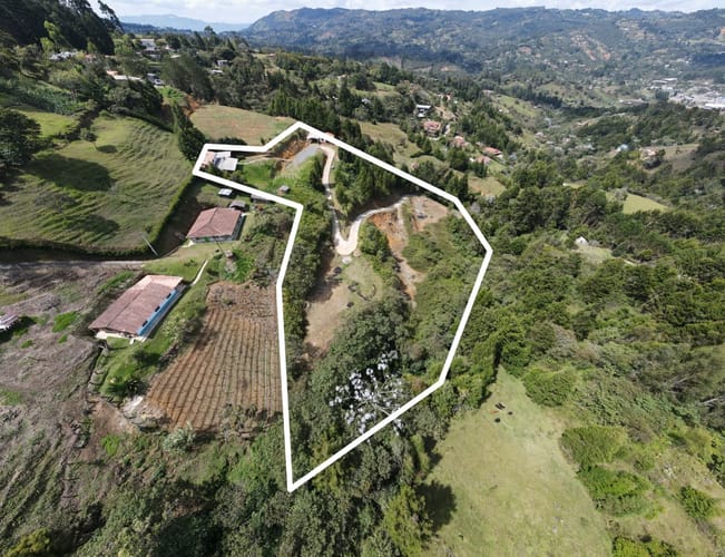 Finca en venta en San Isidro, Guarne, 13180 m² · foto 14 de 20