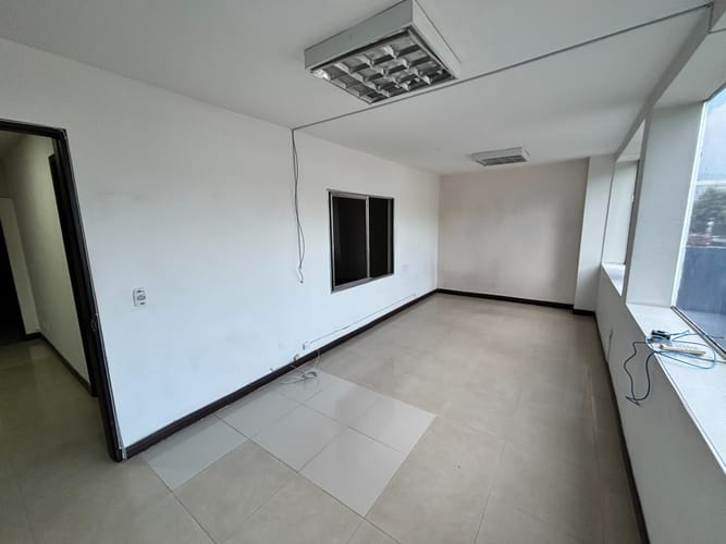 Edificio en venta en Laureles, Medellín, 1480 m² · foto 5 de 20