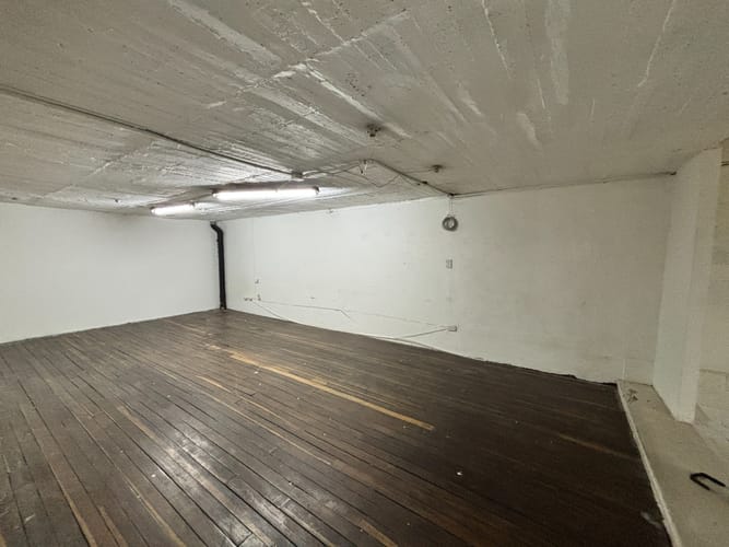 Edificio en venta en Laureles, Medellín, 1480 m² · foto 13 de 20