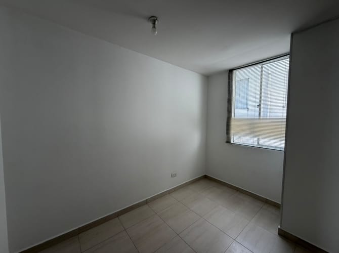 Casa de 3 alcobas en venta en Cr. Caminos Del Bosque, Armenia, 96 m² · foto 2 de 18