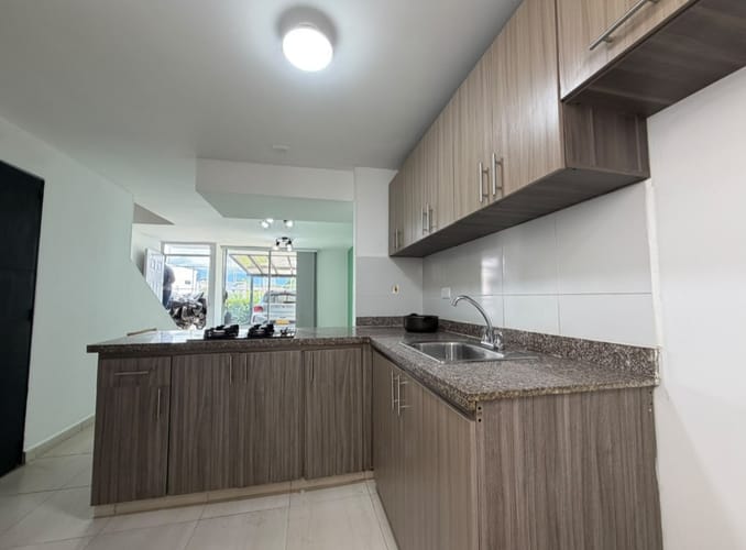 Casa de 3 alcobas en venta en Cr. Caminos Del Bosque, Armenia, 96 m² · foto 11 de 18