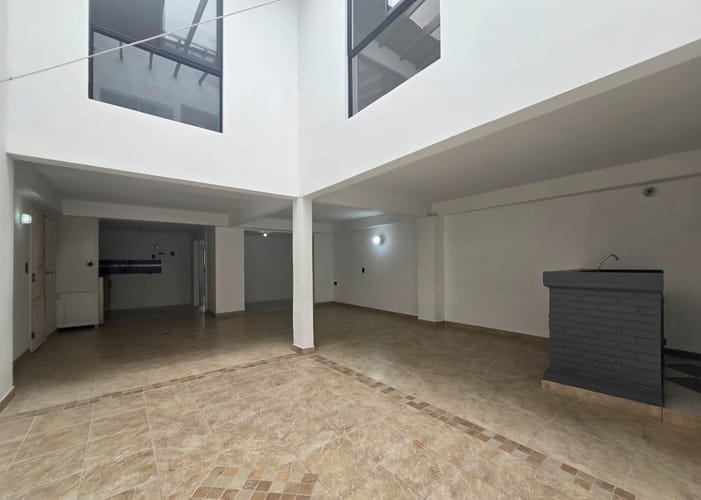 Oficina en arriendo en Belén, Medellín, 215 m² · foto 5 de 19