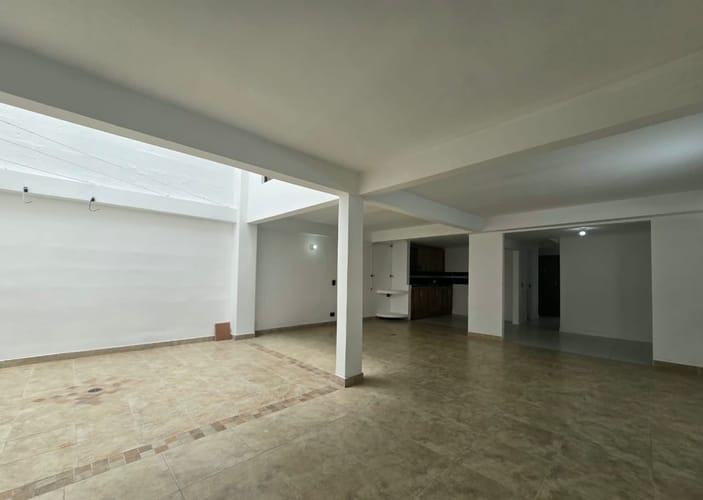 Oficina en arriendo en Belén, Medellín, 215 m² · foto 4 de 19