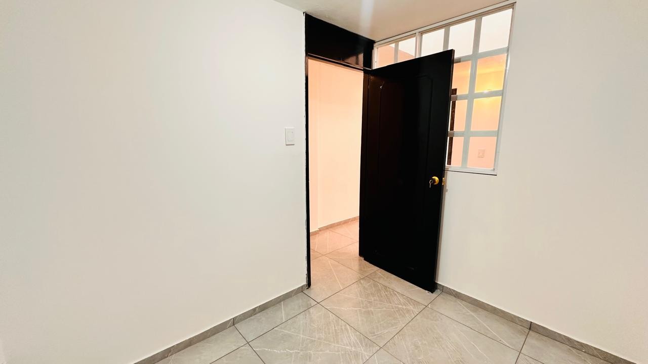 Casa en venta en San Jose, Bogotá · foto 8 de 21