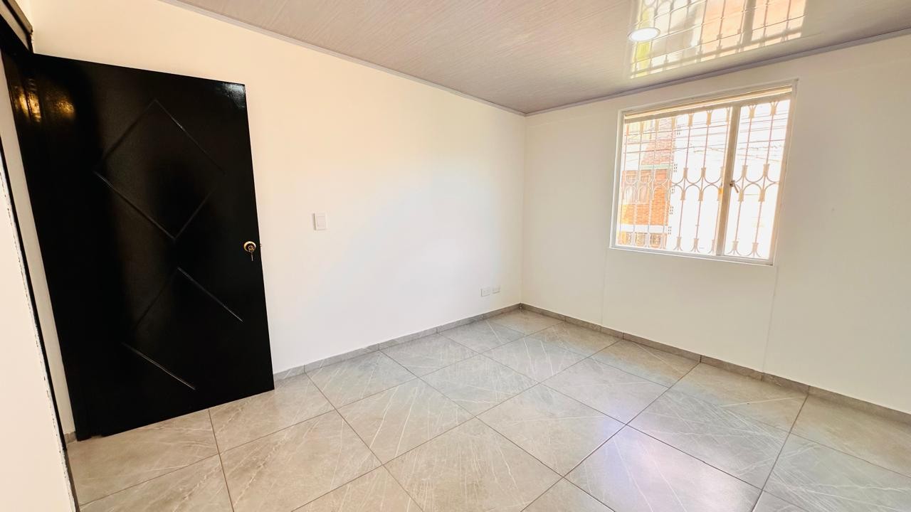 Casa en venta en San Jose, Bogotá · foto 11 de 21