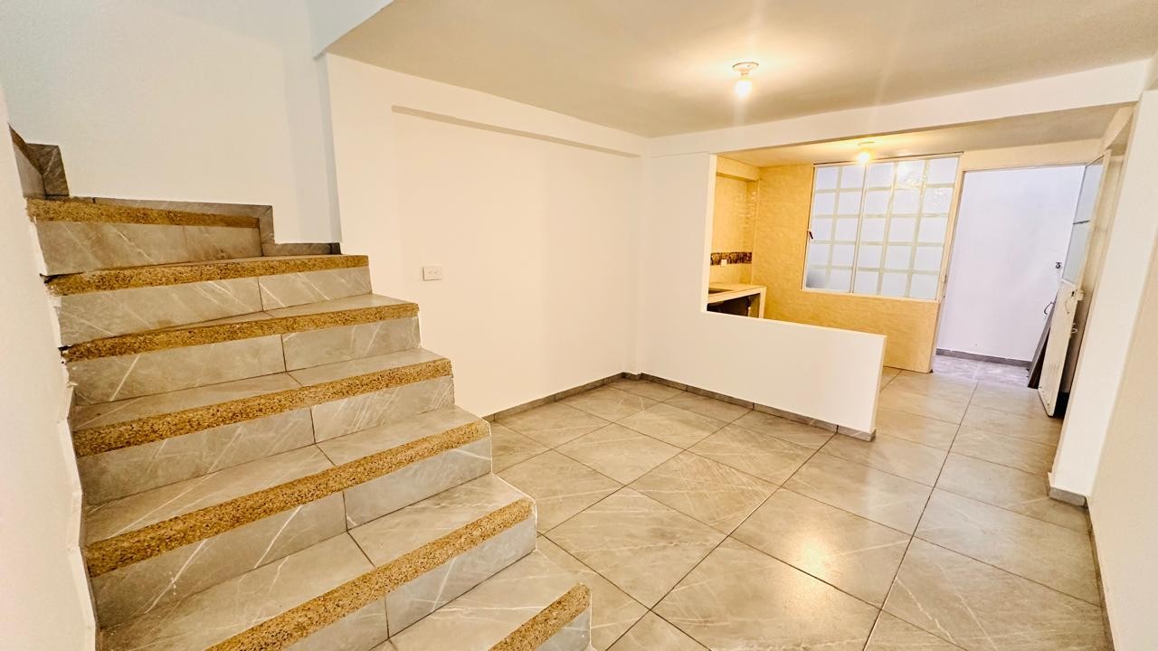 Casa en venta en San Jose, Bogotá · foto 4 de 21
