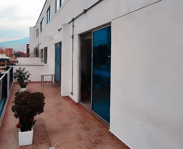 Oficina en venta en Belén, Medellín, 2625 m² · foto 2 de 11