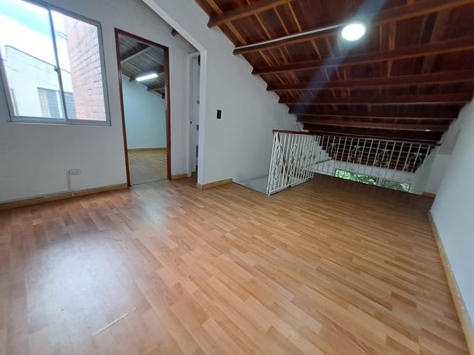 Apartamento de 3 alcobas en arriendo en Laureles, Medellín, 75 m² · foto 14 de 17