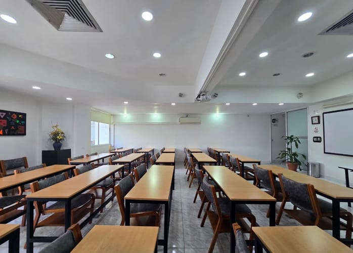 Oficina en venta en El Poblado, Medellín, 93 m² · foto 2 de 14