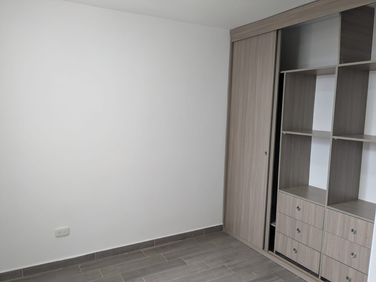 Apartamento en venta en La Felicidad, Bogotá · foto 9 de 14