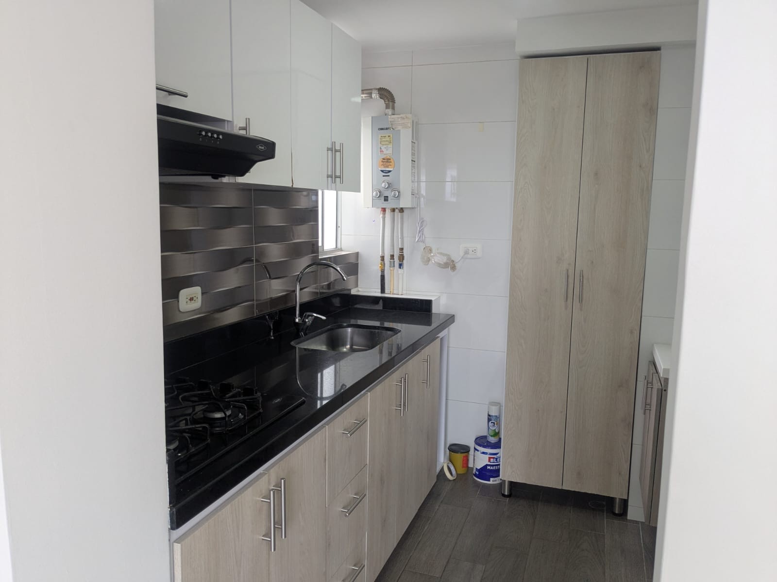 Apartamento en venta en La Felicidad, Bogotá · foto 4 de 14