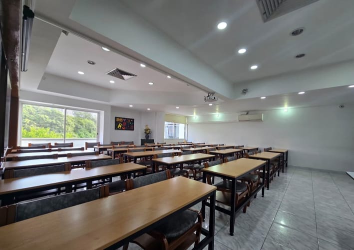 Oficina en arriendo en Belén, Medellín, 93 m² · foto 7 de 14