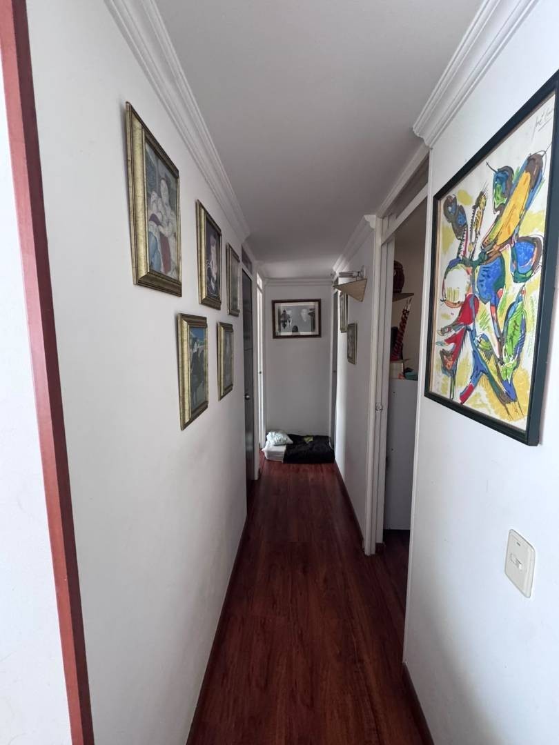 Apartamento en venta en Granada Norte, Bogotá · foto 11 de 24