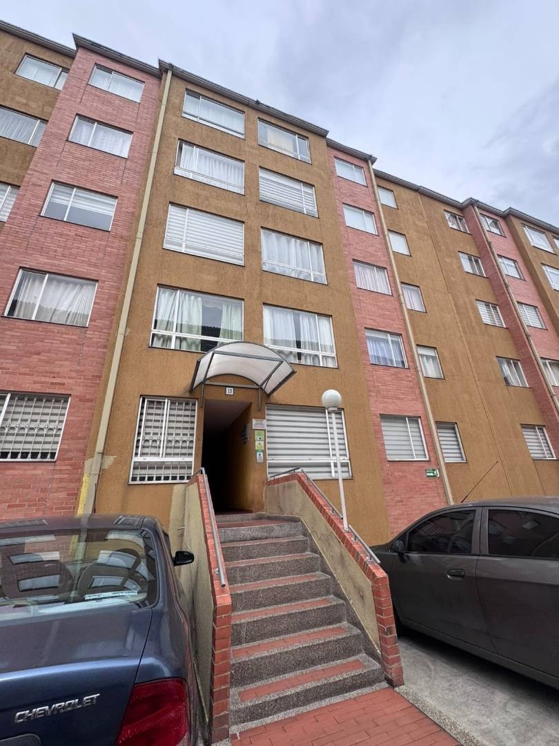 Apartamento en venta en Granada Norte, Bogotá · foto 15 de 24