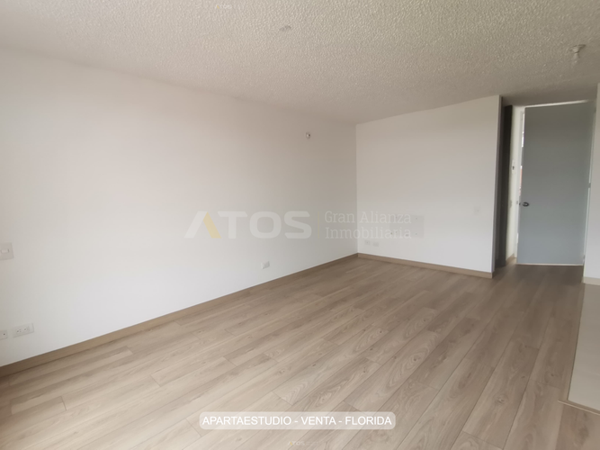 Apartaestudio en venta en Tunja, Tunja, 26 m² · foto 2 de 11