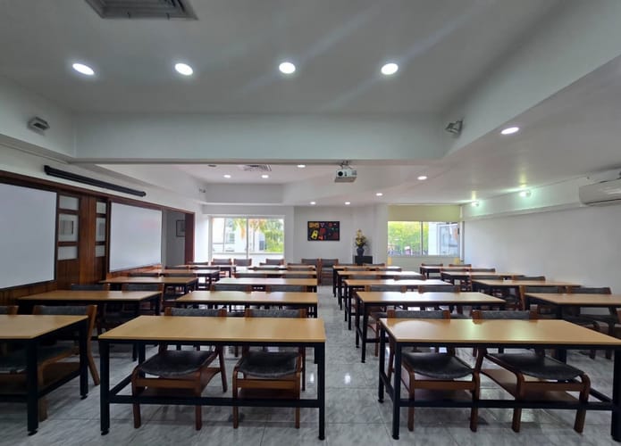 Oficina en arriendo en Belén, Medellín, 93 m² · foto 4 de 14