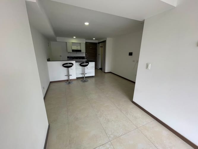 Apartamento de 2 alcobas en venta en Aves Maria, Sabaneta, 59 m² · foto 4 de 14