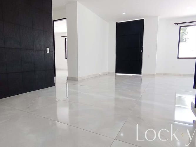 Casa de 3 alcobas en venta en El Porvenir, Rionegro, 300 m² · foto 9 de 21