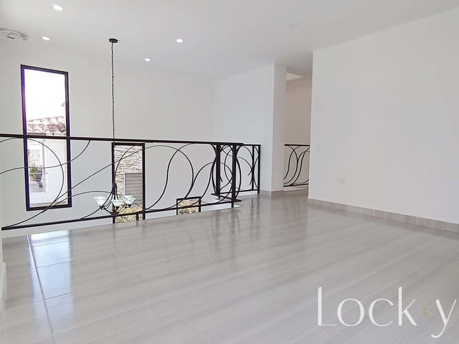 Casa de 3 alcobas en venta en El Porvenir, Rionegro, 300 m² · foto 16 de 21