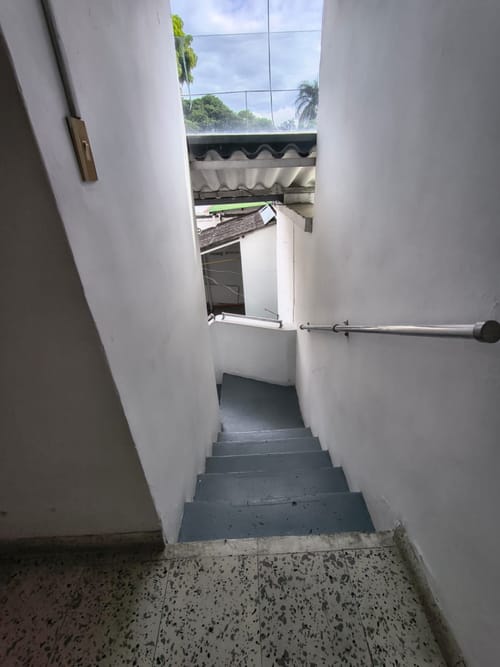 Casa de 7 alcobas en venta en Miraflores, Cali, 234 m² · foto 13 de 24