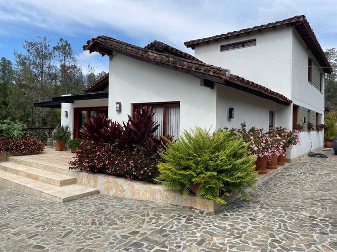 Casa de 5 alcobas en venta en Los Salados, El Retiro, 314 m² · foto 2 de 24