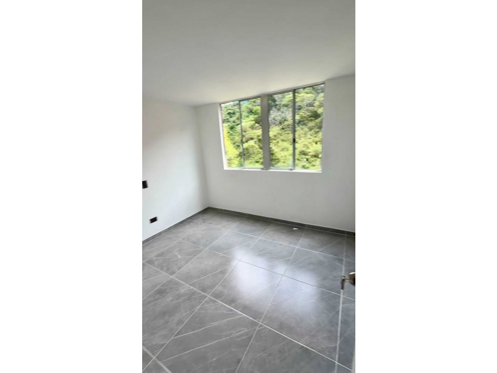 Apartamento en venta en San Cristobal, Medellín · foto 10 de 10