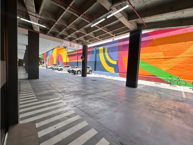 Oficina en arriendo en Los Colores, Medellín · foto 7 de 7
