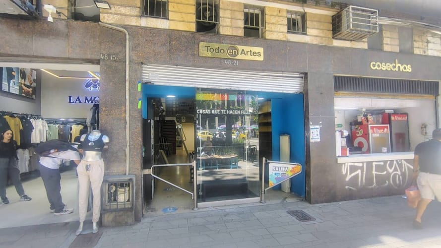 Local en arriendo en San Diego, Medellín, 50 m² · foto 3 de 24