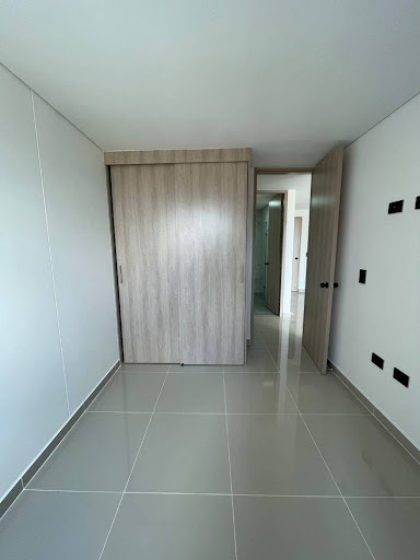2BR Apartment in Toledo (70 m²) - 4