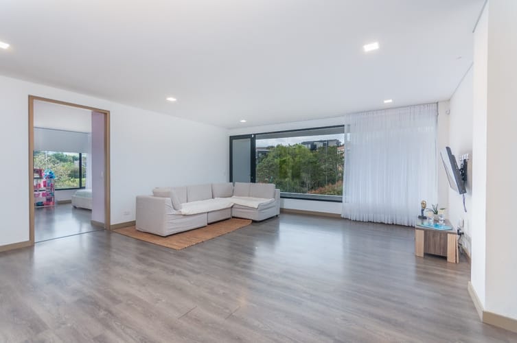 Casa de 5 alcobas en venta en Vía Las Palmas, Envigado, 492 m² · foto 9 de 15