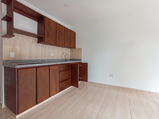 Apartamento en arriendo en Cuatro Esquinas, Rionegro · foto 2 de 12