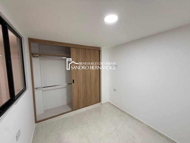 Apartamento de 4 alcobas en venta en Villabel, Floridablanca, 96 m² · foto 8 de 18