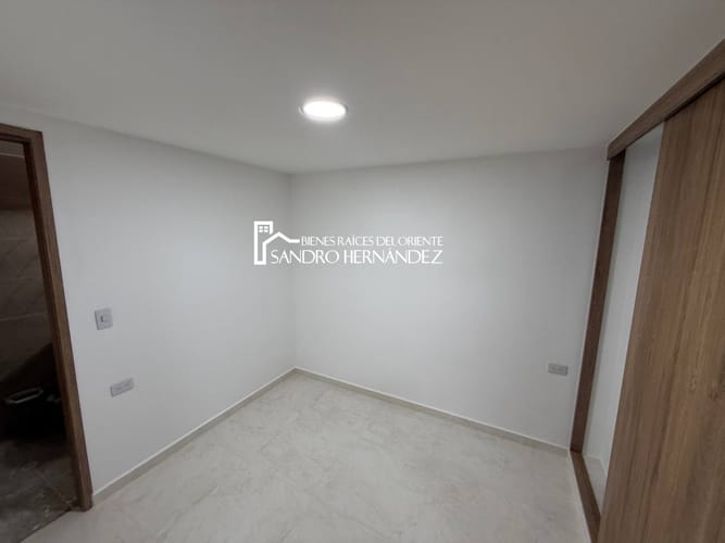 Apartamento de 4 alcobas en venta en Villabel, Floridablanca, 96 m² · foto 10 de 18