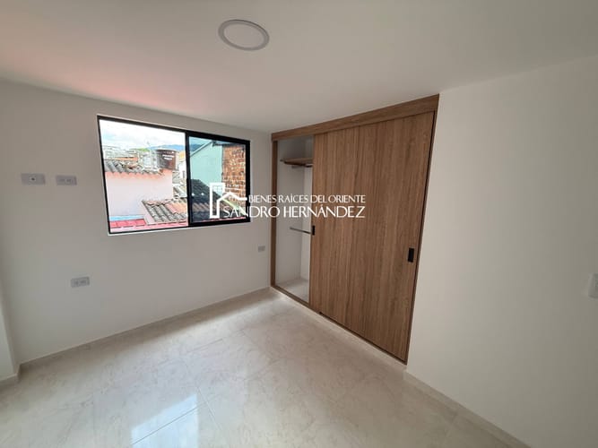 Apartamento de 4 alcobas en venta en Villabel, Floridablanca, 96 m² · foto 7 de 18