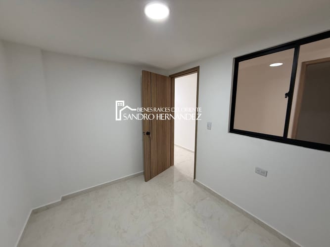 Apartamento de 4 alcobas en venta en Villabel, Floridablanca, 96 m² · foto 11 de 18